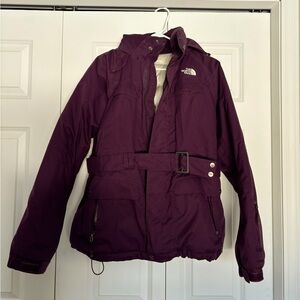 North Face HyVent 600 Hooded Belted Ski Coat 
Womens large Goose Down purple